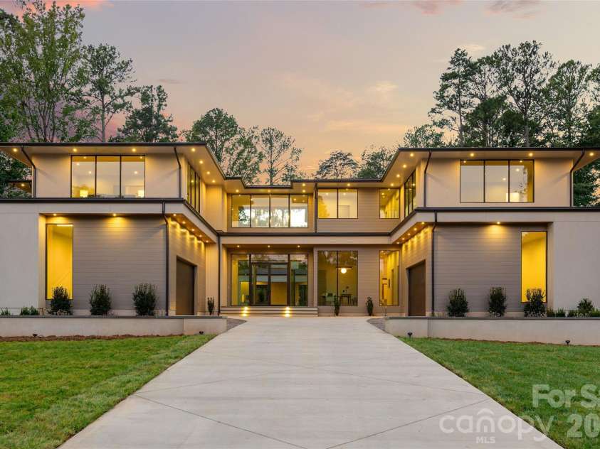 2019 Pellyn Wood Drive, Charlotte, NC 28226.  MLS# CAR4421824, YatesRealty ID 53902. 