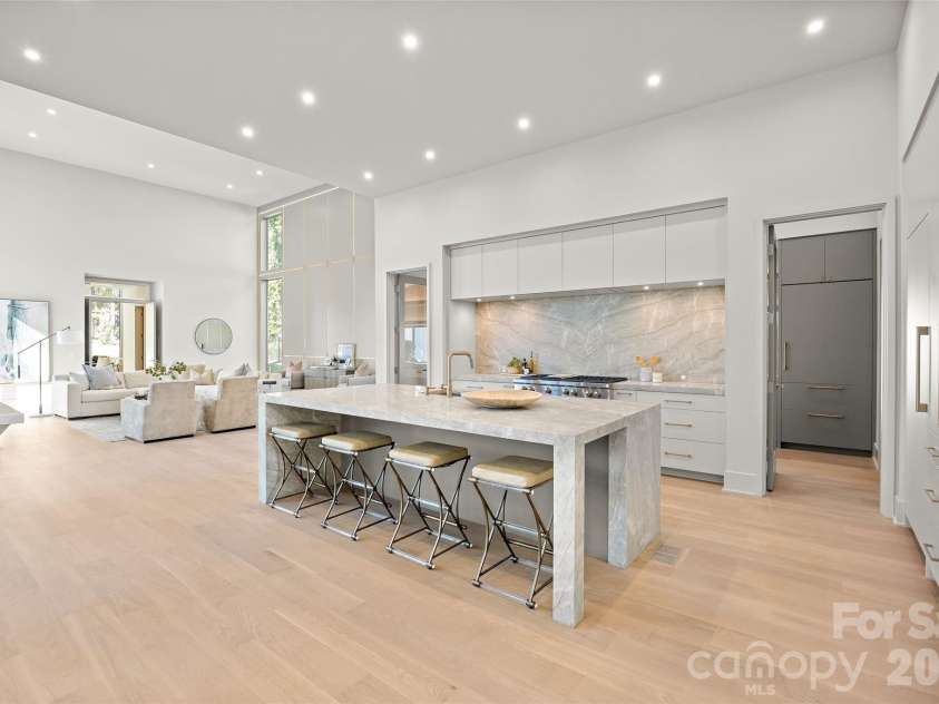 2019 Pellyn Wood Drive, Charlotte, NC 28226.  MLS# CAR4421824, YatesRealty ID 53902. 