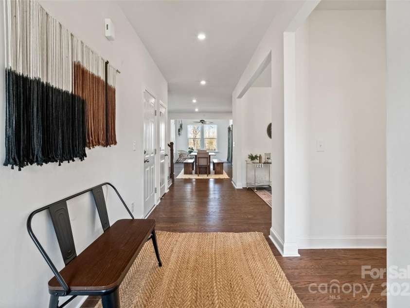 416 Clemson Tree Lane, Lake Wylie, SC 29710.  MLS# CAR4223424, YatesRealty ID 5391. Entryway