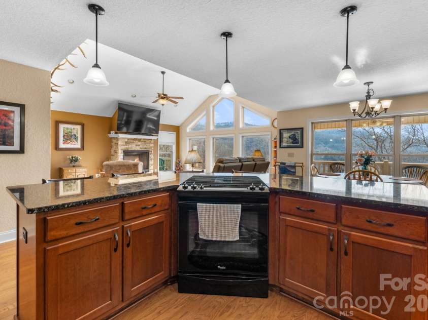 790 Moonlight Trail, Bryson City, NC 28713.  MLS# CAR4341828, YatesRealty ID 5391. 