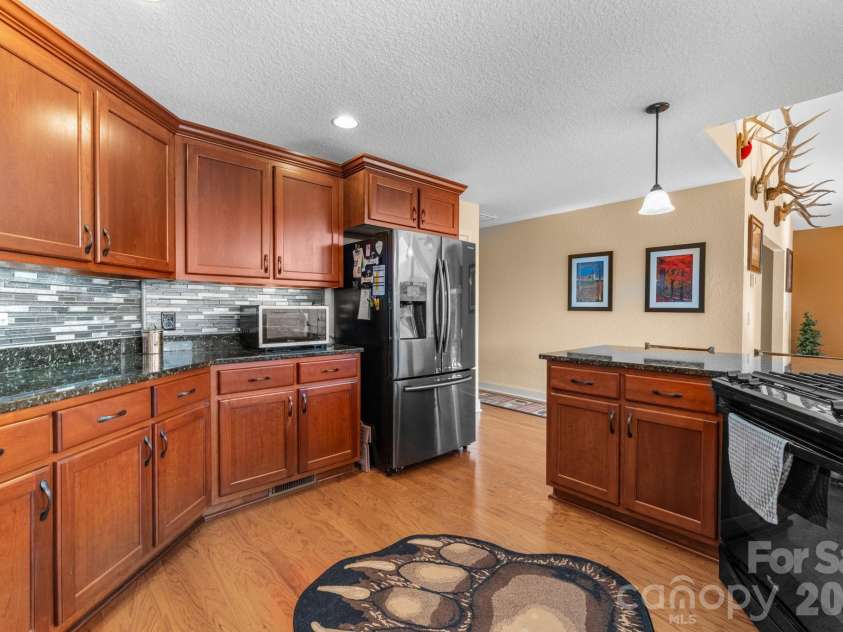790 Moonlight Trail, Bryson City, NC 28713.  MLS# CAR4341828, YatesRealty ID 5391. 