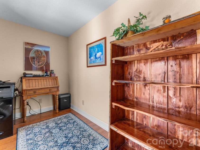 790 Moonlight Trail, Bryson City, NC 28713.  MLS# CAR4341828, YatesRealty ID 5391. 
