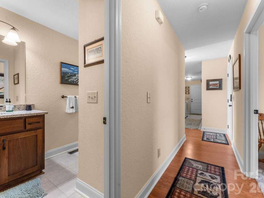 790 Moonlight Trail, Bryson City, NC 28713.  MLS# CAR4341828, YatesRealty ID 5391. 