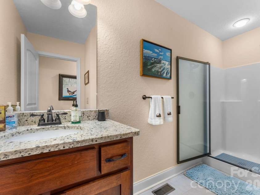 790 Moonlight Trail, Bryson City, NC 28713.  MLS# CAR4341828, YatesRealty ID 5391. 