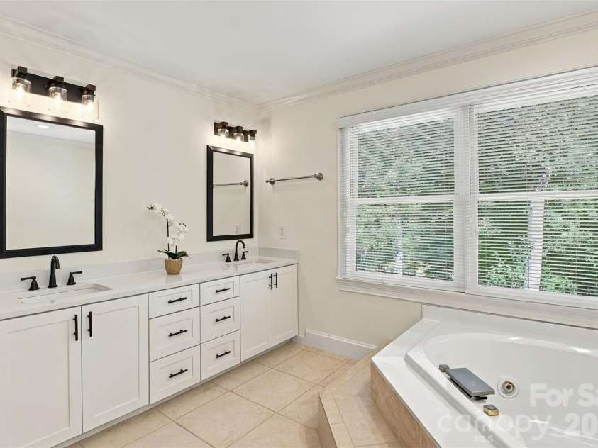 273 Downs Way, Fort Mill, SC 29708.  MLS# CAR4401042, YatesRealty ID 53913. 