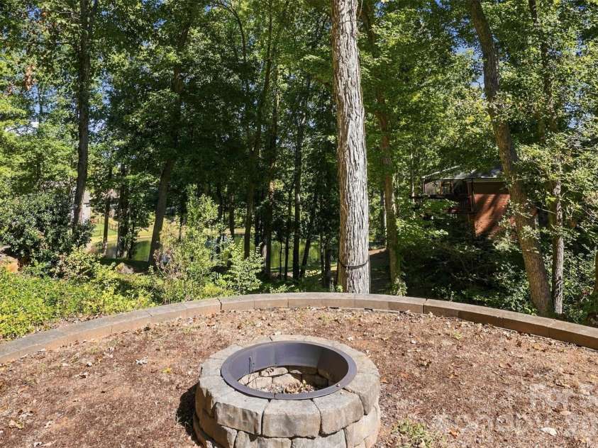 273 Downs Way, Fort Mill, SC 29708.  MLS# CAR4401042, YatesRealty ID 53913. 