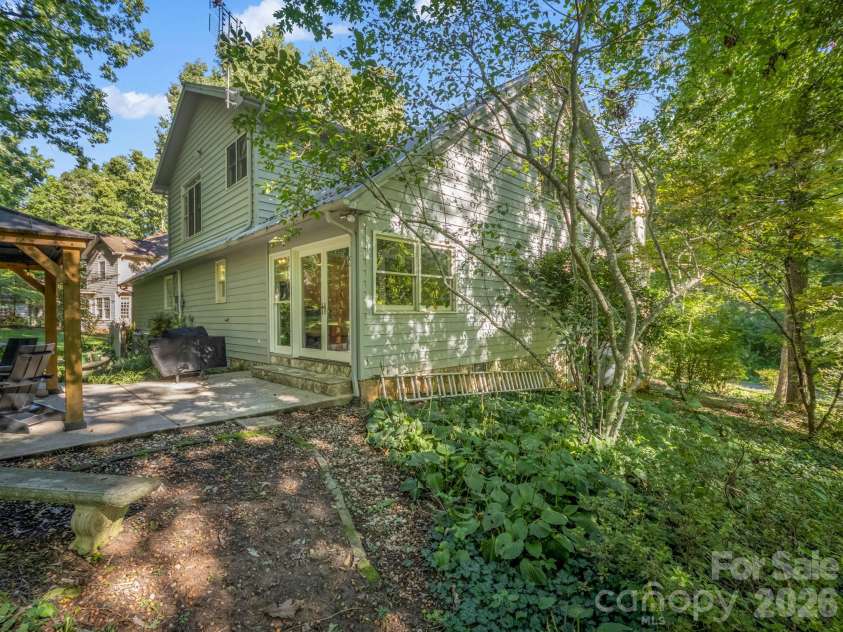 271 Anne Street, Rutherfordton, NC 28139.  MLS# CAR4429466, YatesRealty ID 53916. 