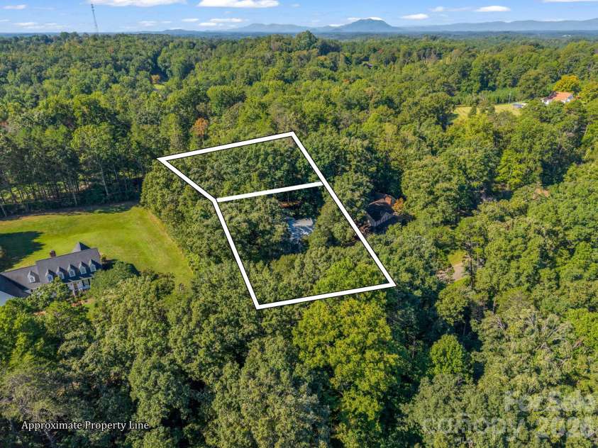 271 Anne Street, Rutherfordton, NC 28139.  MLS# CAR4429466, YatesRealty ID 53916. 