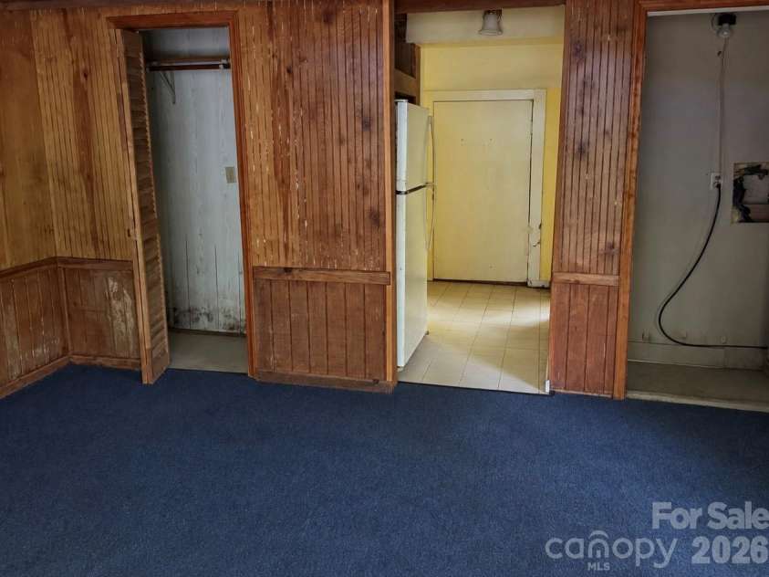 71 Laurel Ridge Drive, Spruce Pine, NC 28777.  MLS# CAR4430252, YatesRealty ID 53918. 