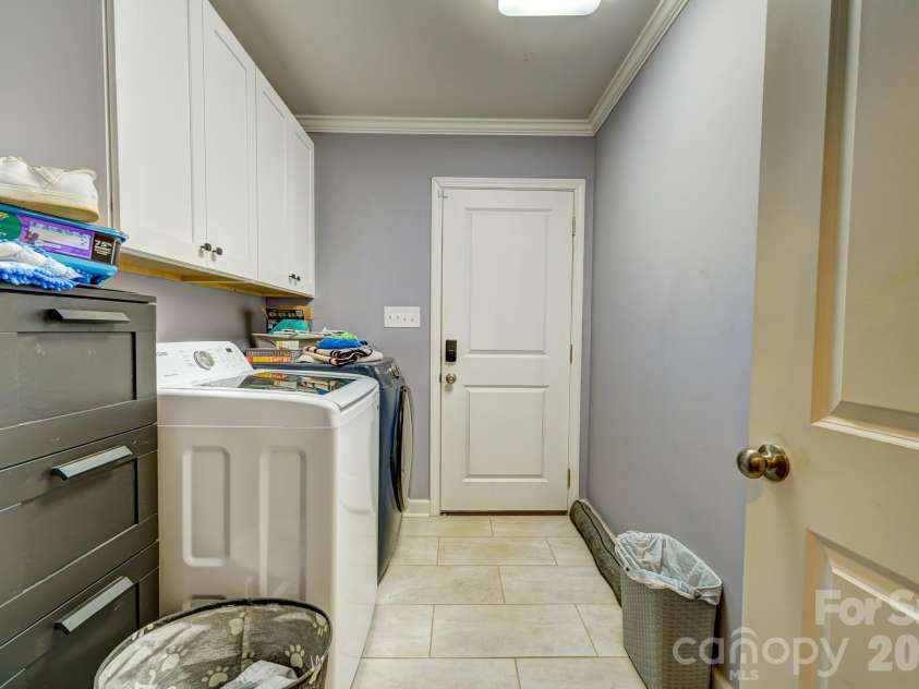 301 Delview Drive, Cherryville, NC 28021.  MLS# CAR4430244, YatesRealty ID 53919. 