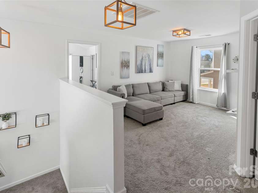 3735 Ernie Drive, Charlotte, NC 28269.  MLS# CAR4330253, YatesRealty ID 5392. 
