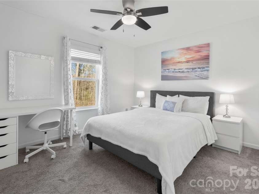 3735 Ernie Drive, Charlotte, NC 28269.  MLS# CAR4330253, YatesRealty ID 5392. 