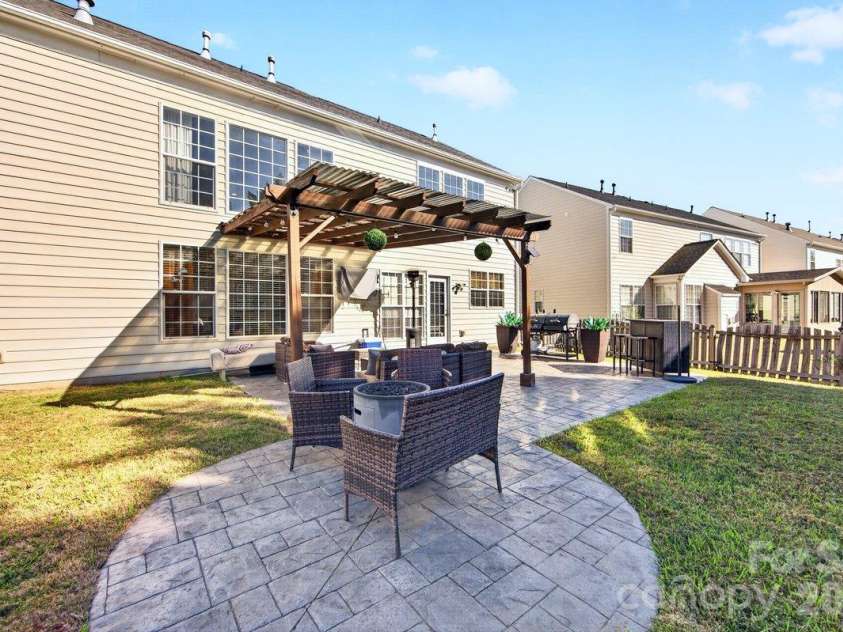 10536 Adlin Avenue, Charlotte, NC 28262.  MLS# CAR4429740, YatesRealty ID 53922. 