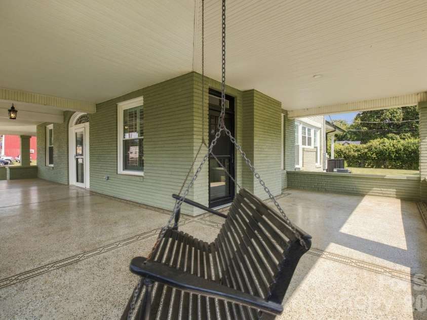 201 1st Street, Lowell, NC 28098.  MLS# CAR4424092, YatesRealty ID 53923. 