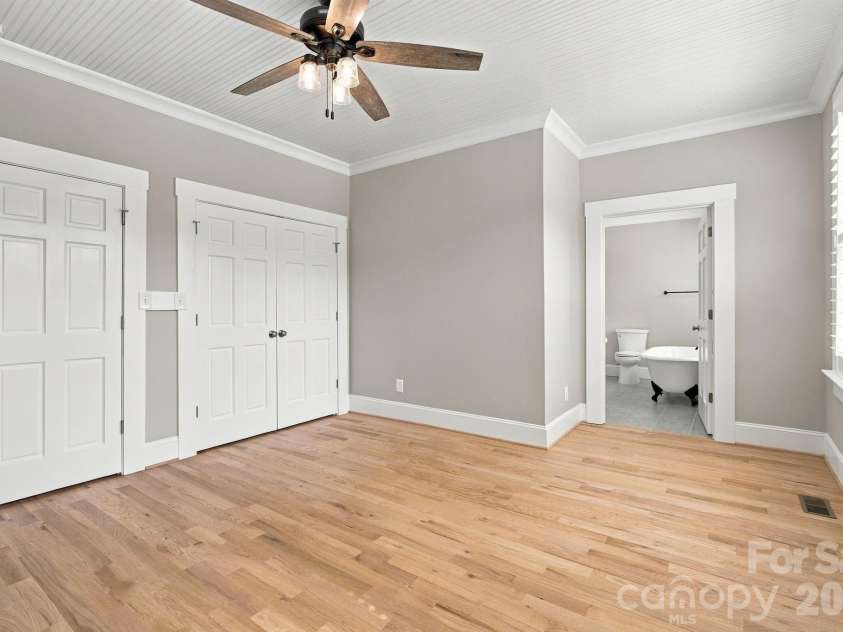 201 1st Street, Lowell, NC 28098.  MLS# CAR4424092, YatesRealty ID 53923. 