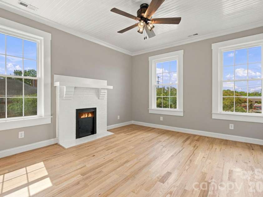 201 1st Street, Lowell, NC 28098.  MLS# CAR4424092, YatesRealty ID 53923. 