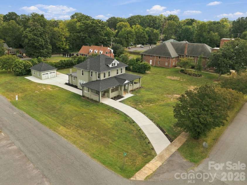 201 1st Street, Lowell, NC 28098.  MLS# CAR4424092, YatesRealty ID 53923. 