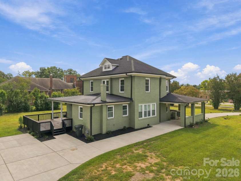201 1st Street, Lowell, NC 28098.  MLS# CAR4424092, YatesRealty ID 53923. 
