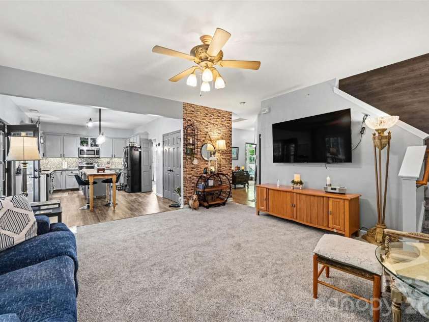 114 Audubon Avenue, Mooresville, NC 28117.  MLS# CAR4427387, YatesRealty ID 53925. 