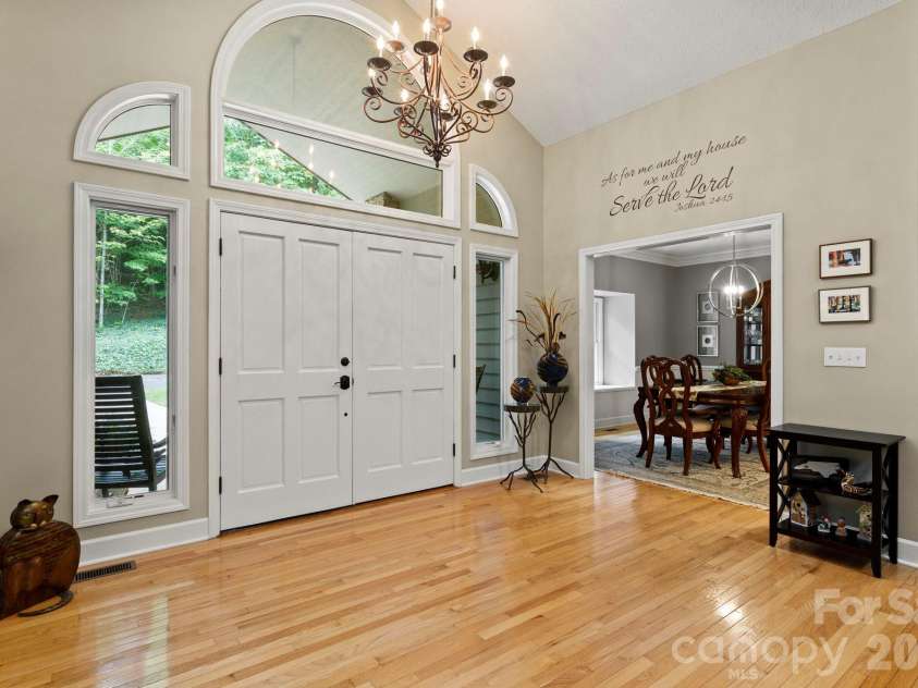 324 Kenmure Drive, Flat Rock, NC 28731.  MLS# CAR4429417, YatesRealty ID 53927. 
