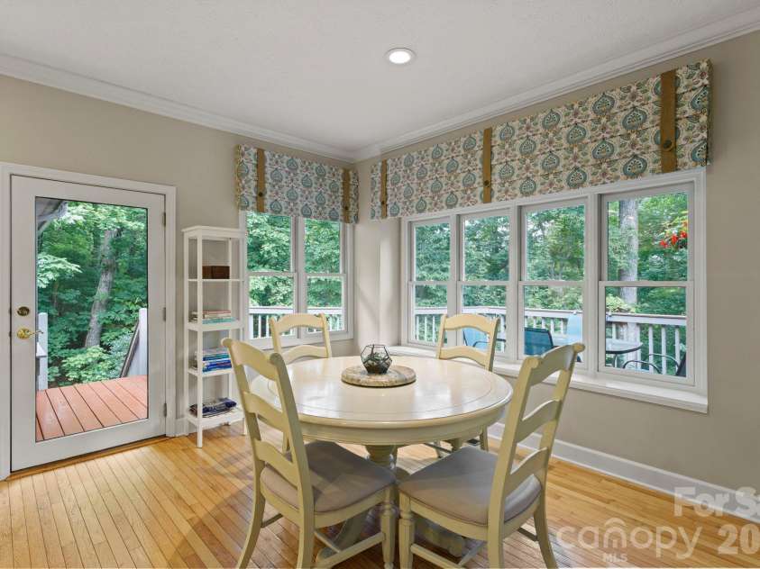 324 Kenmure Drive, Flat Rock, NC 28731.  MLS# CAR4429417, YatesRealty ID 53927. 