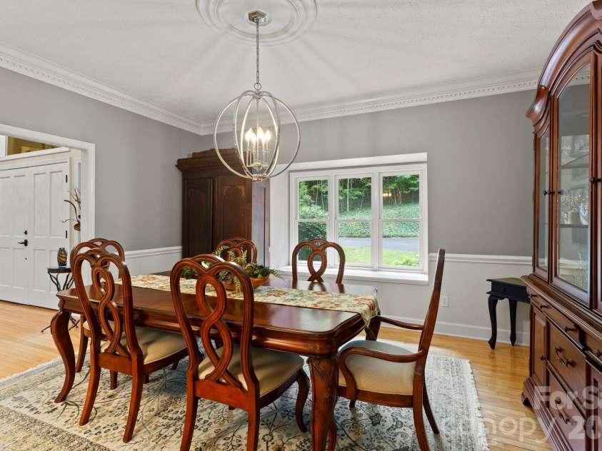 324 Kenmure Drive, Flat Rock, NC 28731.  MLS# CAR4429417, YatesRealty ID 53927. 