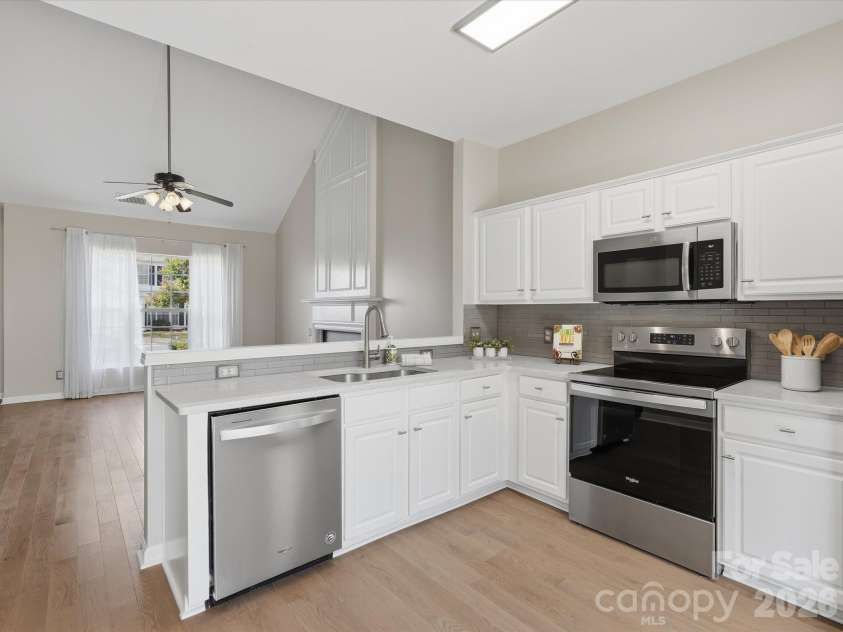 2149 Mckenzie Creek Drive, Charlotte, NC 28270.  MLS# CAR4429799, YatesRealty ID 53929. 