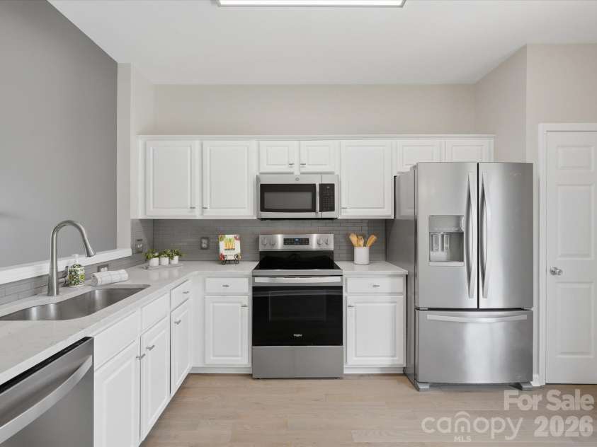 2149 Mckenzie Creek Drive, Charlotte, NC 28270.  MLS# CAR4429799, YatesRealty ID 53929. 