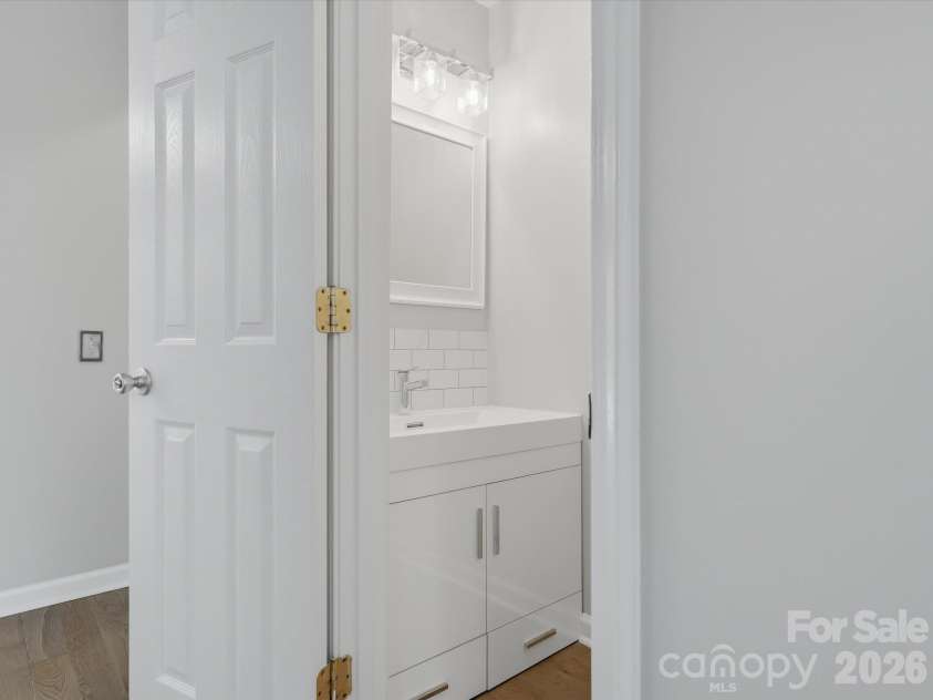 2149 Mckenzie Creek Drive, Charlotte, NC 28270.  MLS# CAR4429799, YatesRealty ID 53929. Updated half bath.