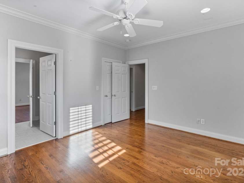 1131 Kings Drive, Charlotte, NC 28207.  MLS# CAR4235522, YatesRealty ID 5393. Bedroom #3.
