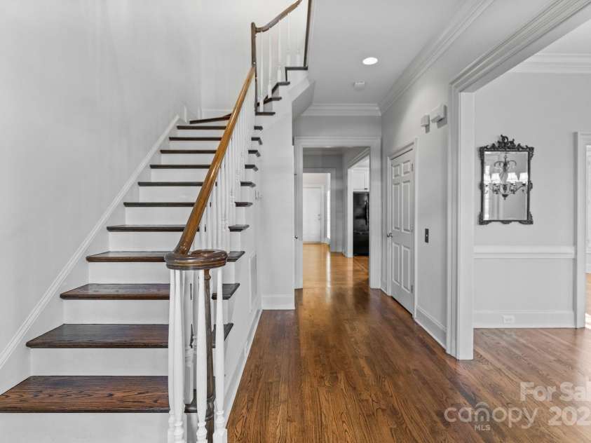 1131 Kings Drive, Charlotte, NC 28207.  MLS# CAR4235522, YatesRealty ID 5393. Stair detail.