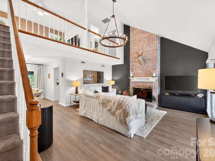 9121 Gamesford Drive, Charlotte, NC 28277.  MLS# CAR4429855, YatesRealty ID 53931. 
