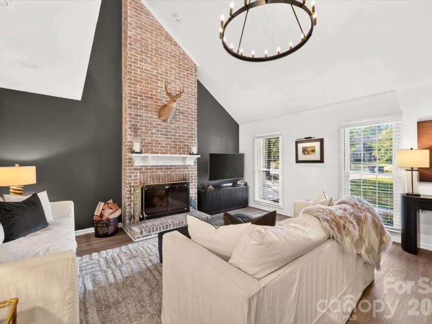 9121 Gamesford Drive, Charlotte, NC 28277.  MLS# CAR4429855, YatesRealty ID 53931. 