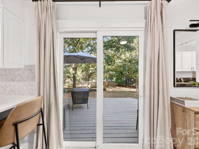 9121 Gamesford Drive, Charlotte, NC 28277.  MLS# CAR4429855, YatesRealty ID 53931. 