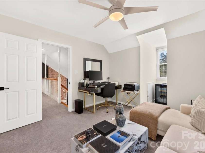 9121 Gamesford Drive, Charlotte, NC 28277.  MLS# CAR4429855, YatesRealty ID 53931. 