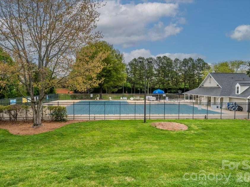 9121 Gamesford Drive, Charlotte, NC 28277.  MLS# CAR4429855, YatesRealty ID 53931. 