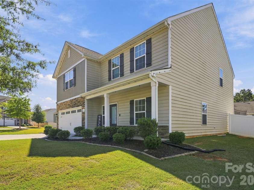 421 Maramec Street, Fort Mill, SC 29715.  MLS# CAR4430195, YatesRealty ID 53932. 