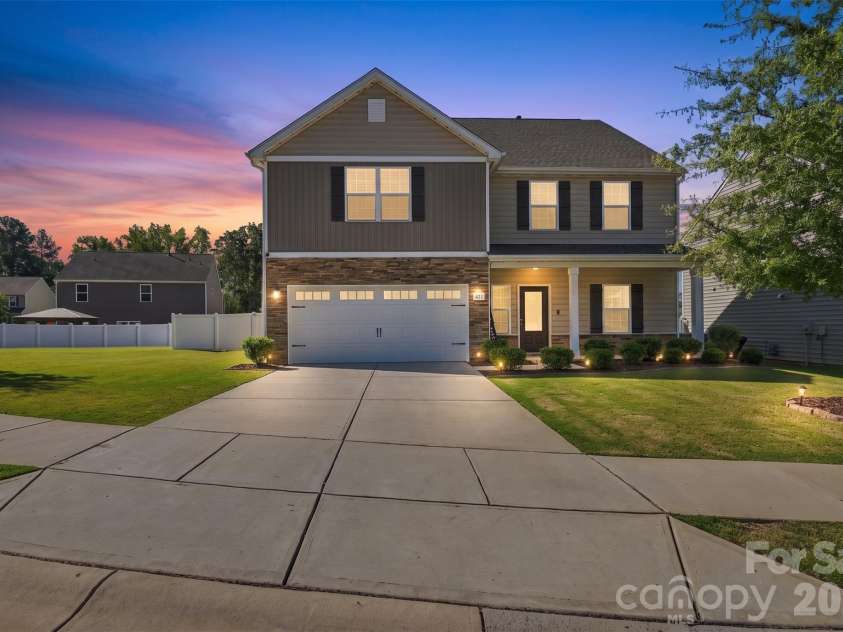 421 Maramec Street, Fort Mill, SC 29715.  MLS# CAR4430195, YatesRealty ID 53932. 