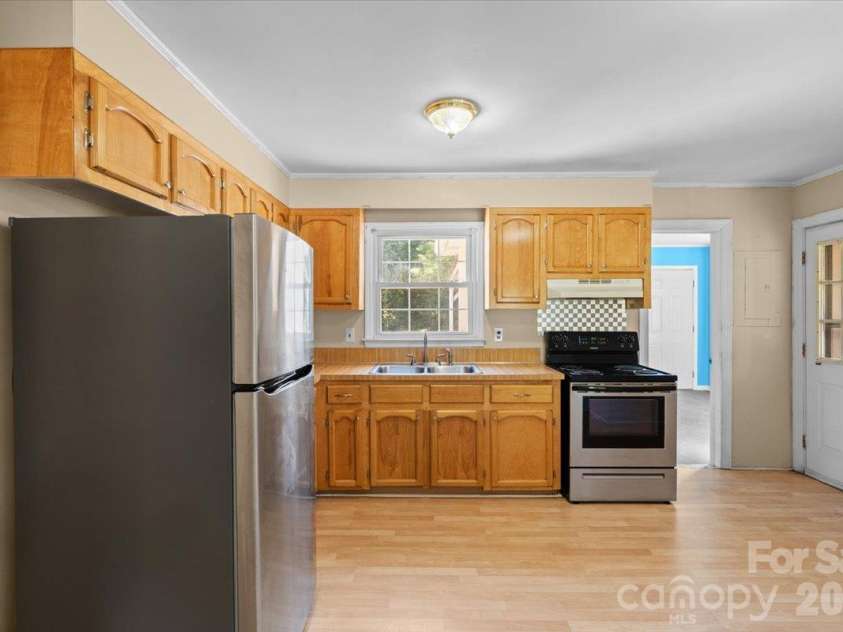 101 Cedar Lane, Mount Holly, NC 28120.  MLS# CAR4430215, YatesRealty ID 53933. 