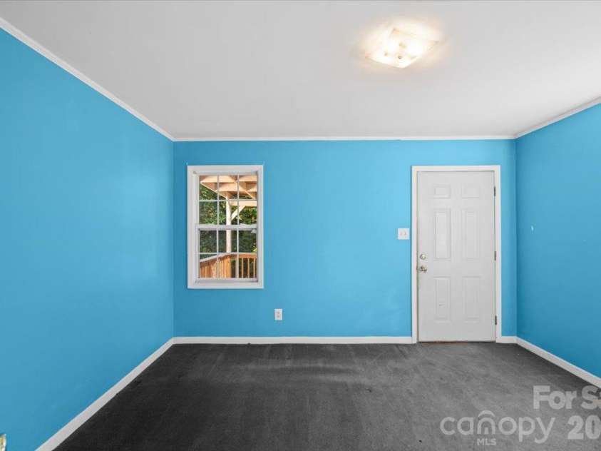 101 Cedar Lane, Mount Holly, NC 28120.  MLS# CAR4430215, YatesRealty ID 53933. 