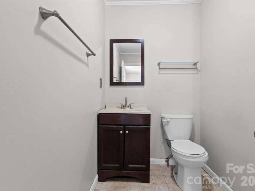 101 Cedar Lane, Mount Holly, NC 28120.  MLS# CAR4430215, YatesRealty ID 53933. 