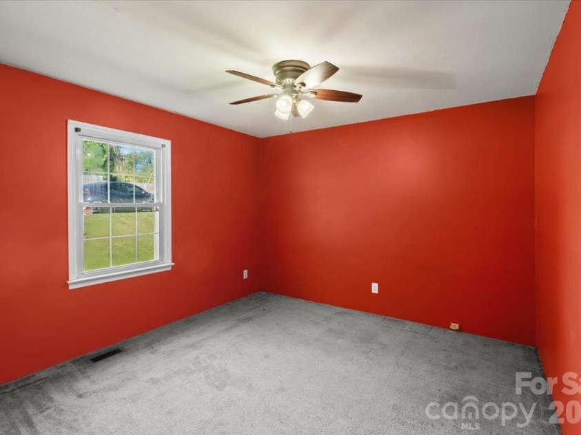 101 Cedar Lane, Mount Holly, NC 28120.  MLS# CAR4430215, YatesRealty ID 53933. 