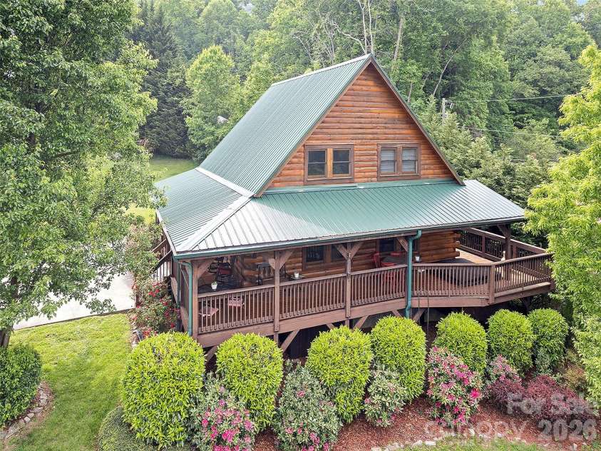 547 Panoramic Loop, Maggie Valley, NC 28751.  MLS# CAR4429171, YatesRealty ID 53934. 