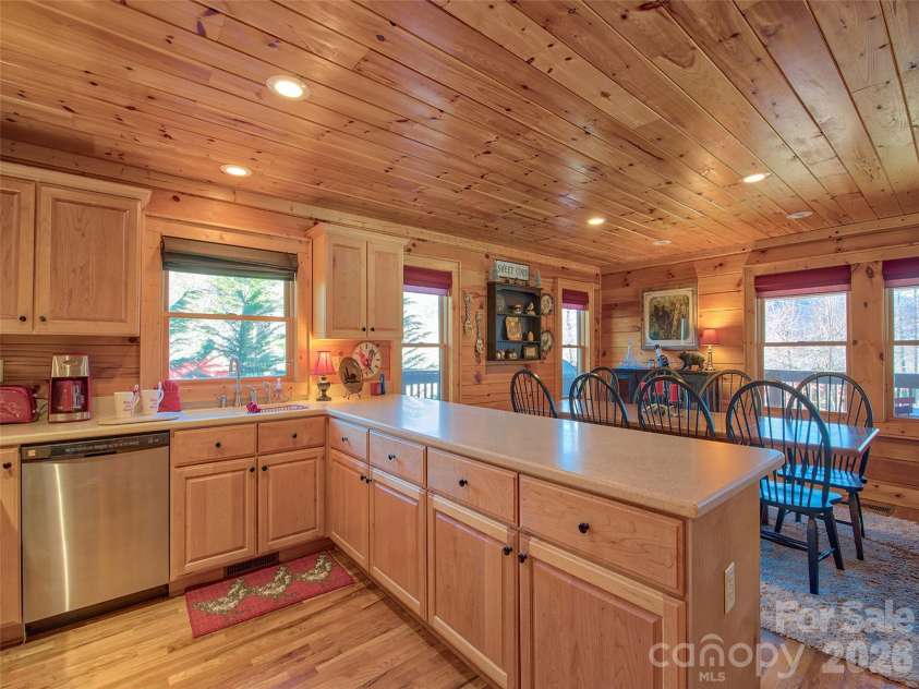 547 Panoramic Loop, Maggie Valley, NC 28751.  MLS# CAR4429171, YatesRealty ID 53934. 