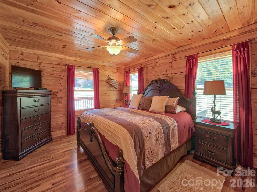 547 Panoramic Loop, Maggie Valley, NC 28751.  MLS# CAR4429171, YatesRealty ID 53934. 