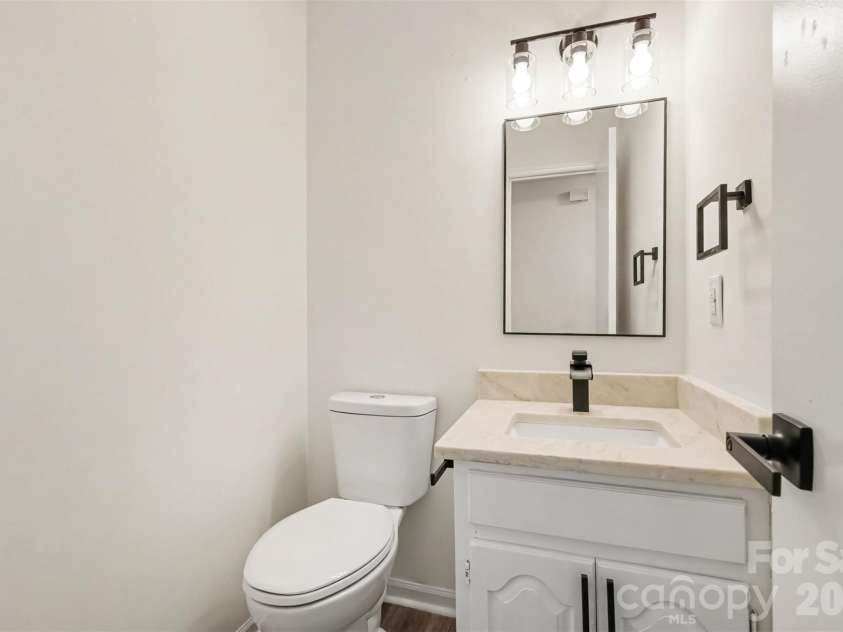 6524 Pine Forest Drive, York, SC 29745.  MLS# CAR4429190, YatesRealty ID 53936. 