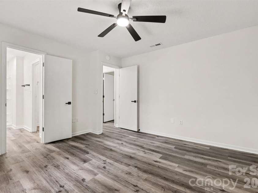 6524 Pine Forest Drive, York, SC 29745.  MLS# CAR4429190, YatesRealty ID 53936. 