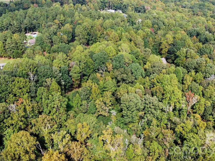 6524 Pine Forest Drive, York, SC 29745.  MLS# CAR4429190, YatesRealty ID 53936. 