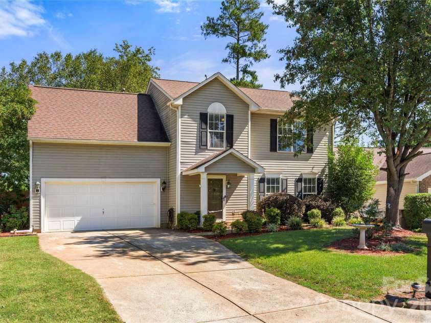 124 Emily Ivy Court, Kannapolis, NC 28083.  MLS# CAR4429261, YatesRealty ID 53937. 