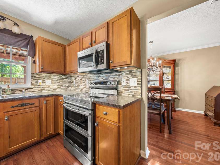 124 Emily Ivy Court, Kannapolis, NC 28083.  MLS# CAR4429261, YatesRealty ID 53937. 